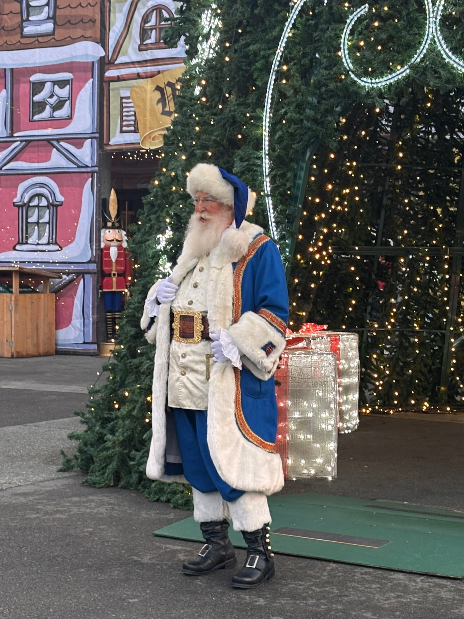 Seattle Christmas Market | Seattle's Newest Holiday Tradition - Image 5